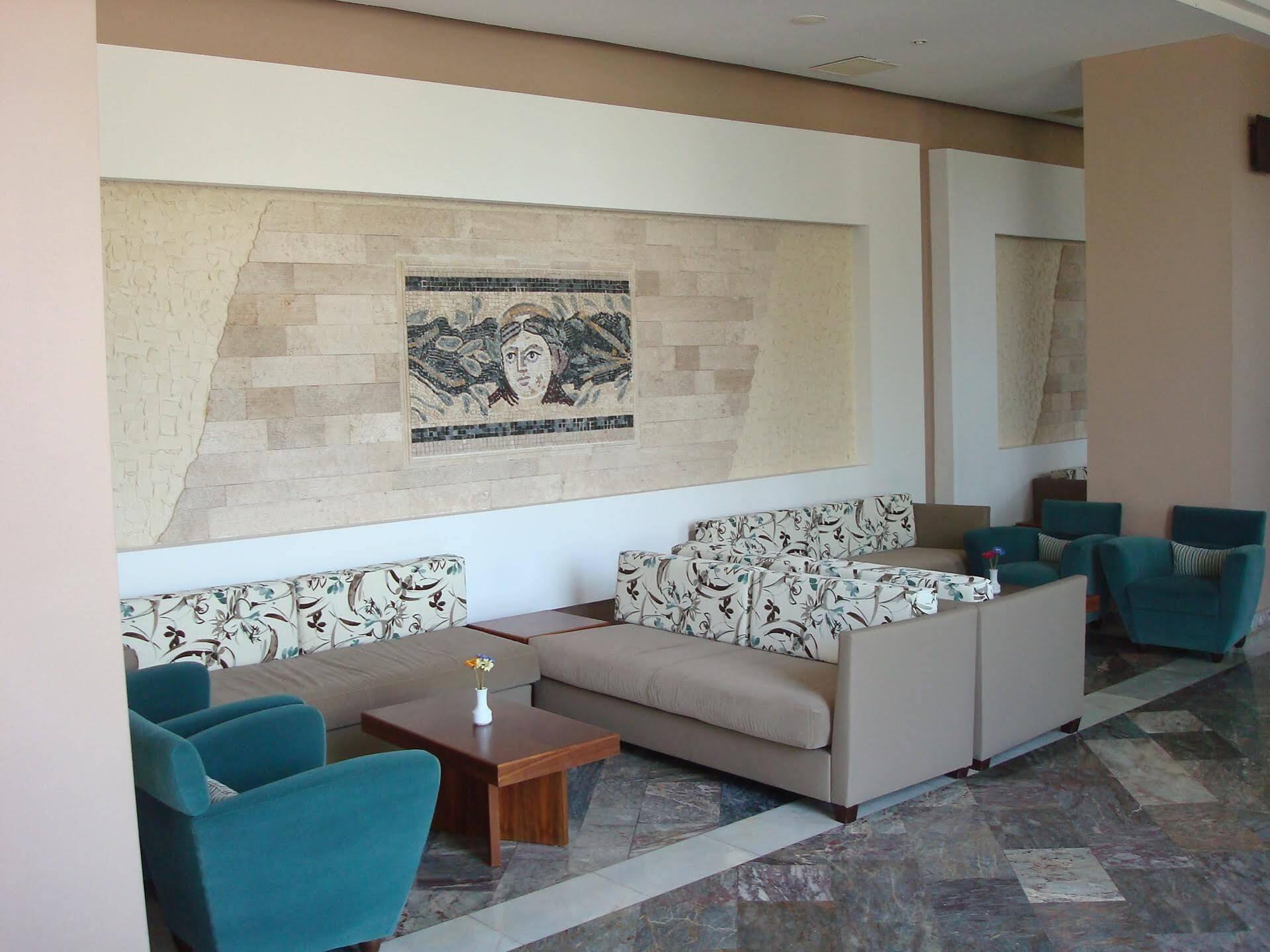 Babaylon Hotel Cesme Exterior photo